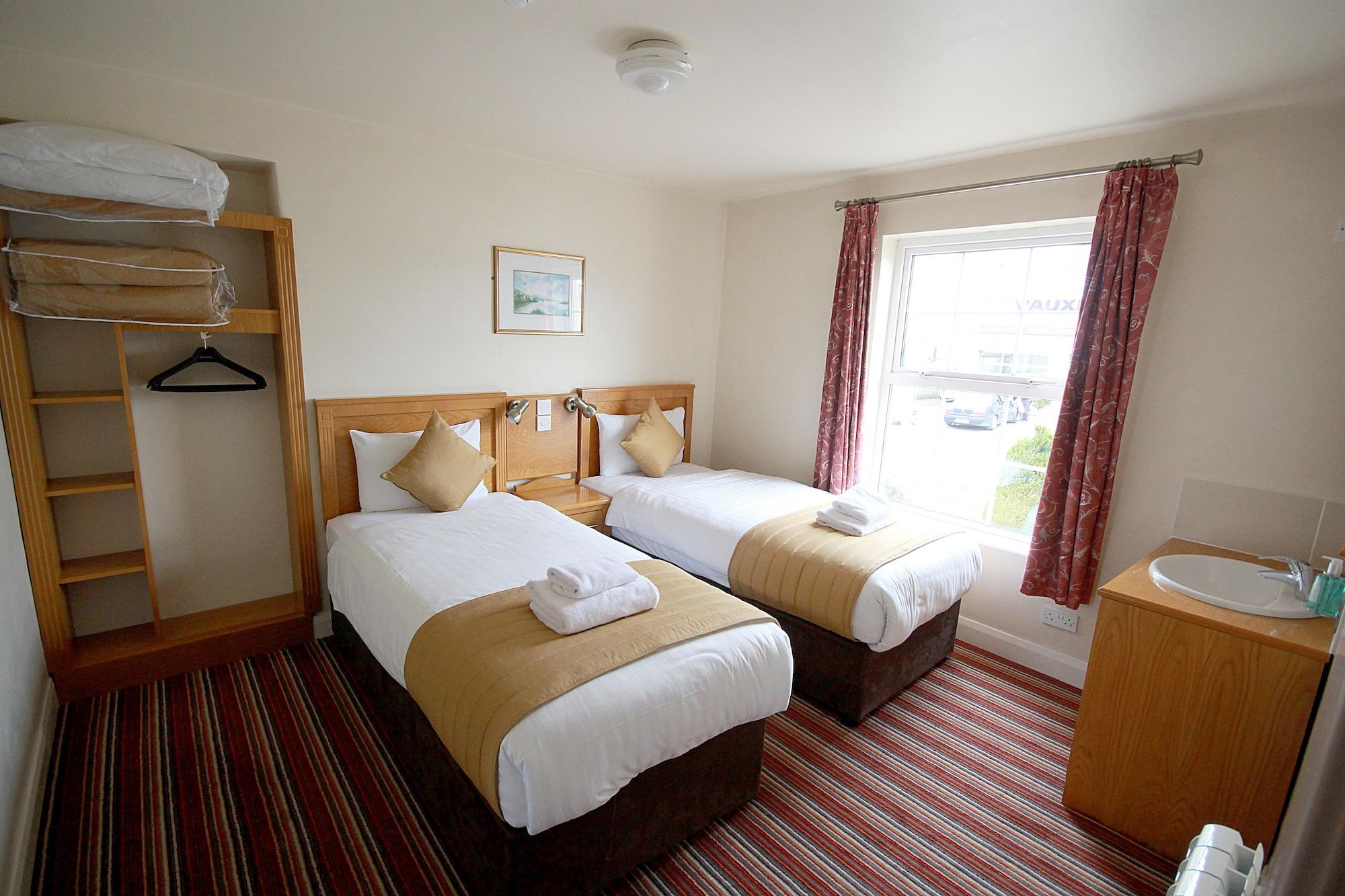 Belmore Court & Motel Enniskillen Exterior photo